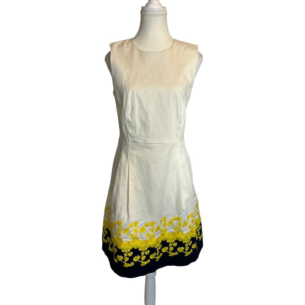 Draper James | Climbing Bloom Dress | Fit and Flare Embroidered Trim Pockets | 8
